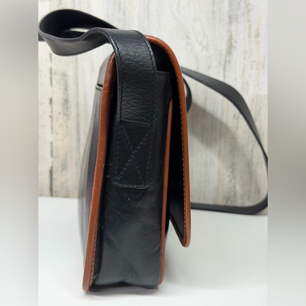 Vintage Celine Leather Crossbody Bag - Picture 4 of 8